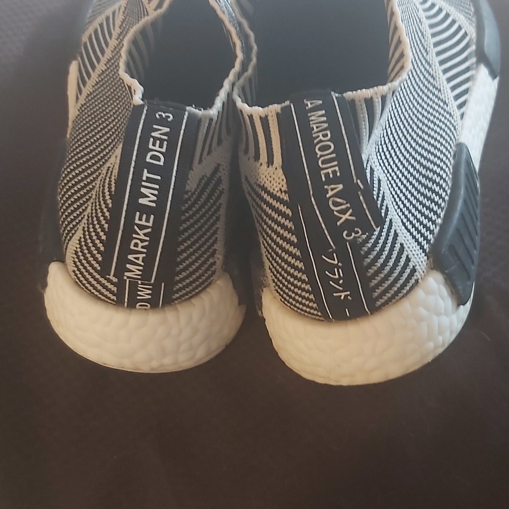 Adidas - Picture 3 of 4